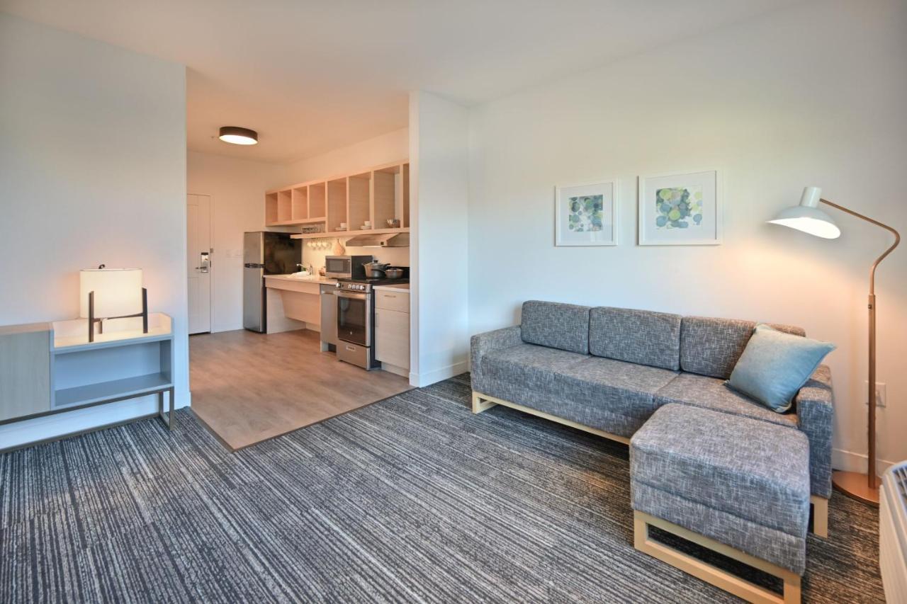 Towneplace Suites By Marriott Dallas روكوول المظهر الخارجي الصورة