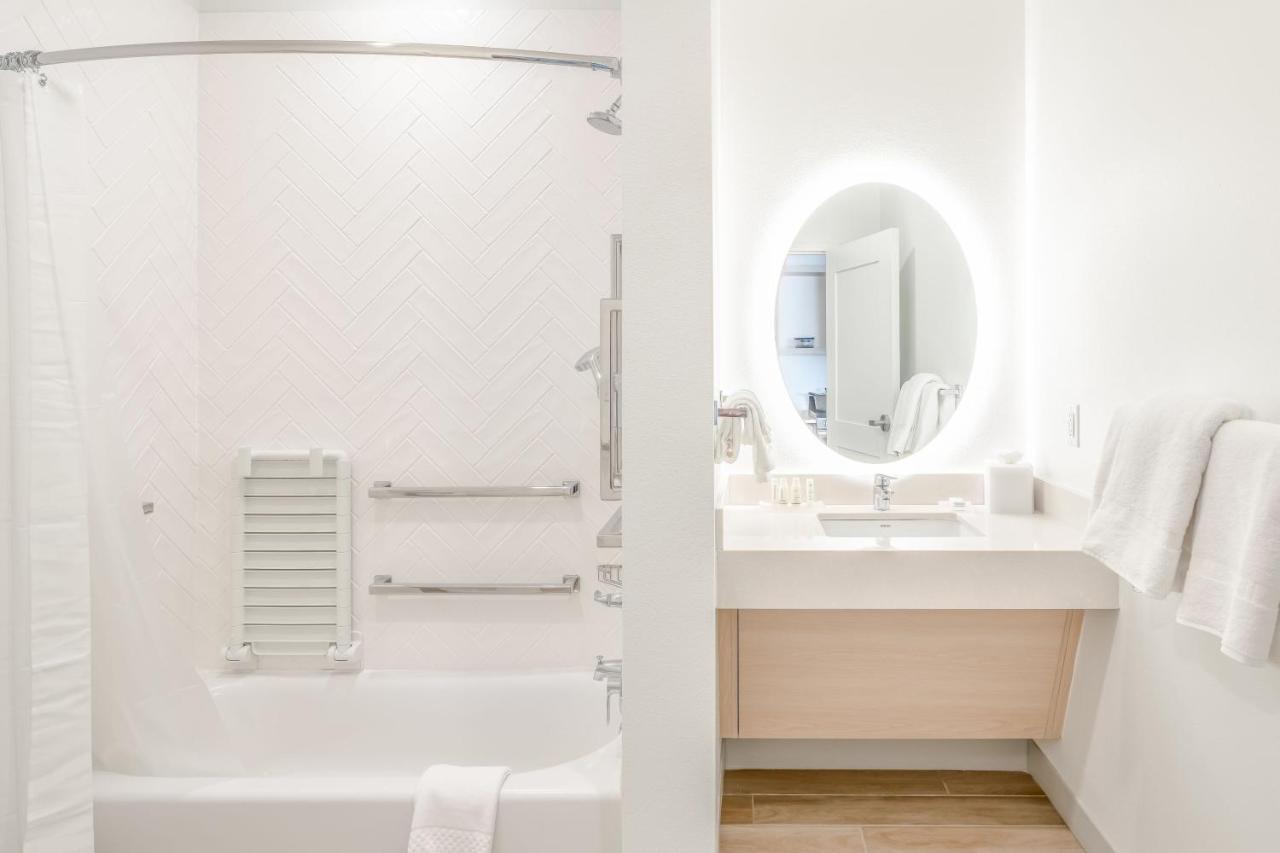Towneplace Suites By Marriott Dallas روكوول المظهر الخارجي الصورة